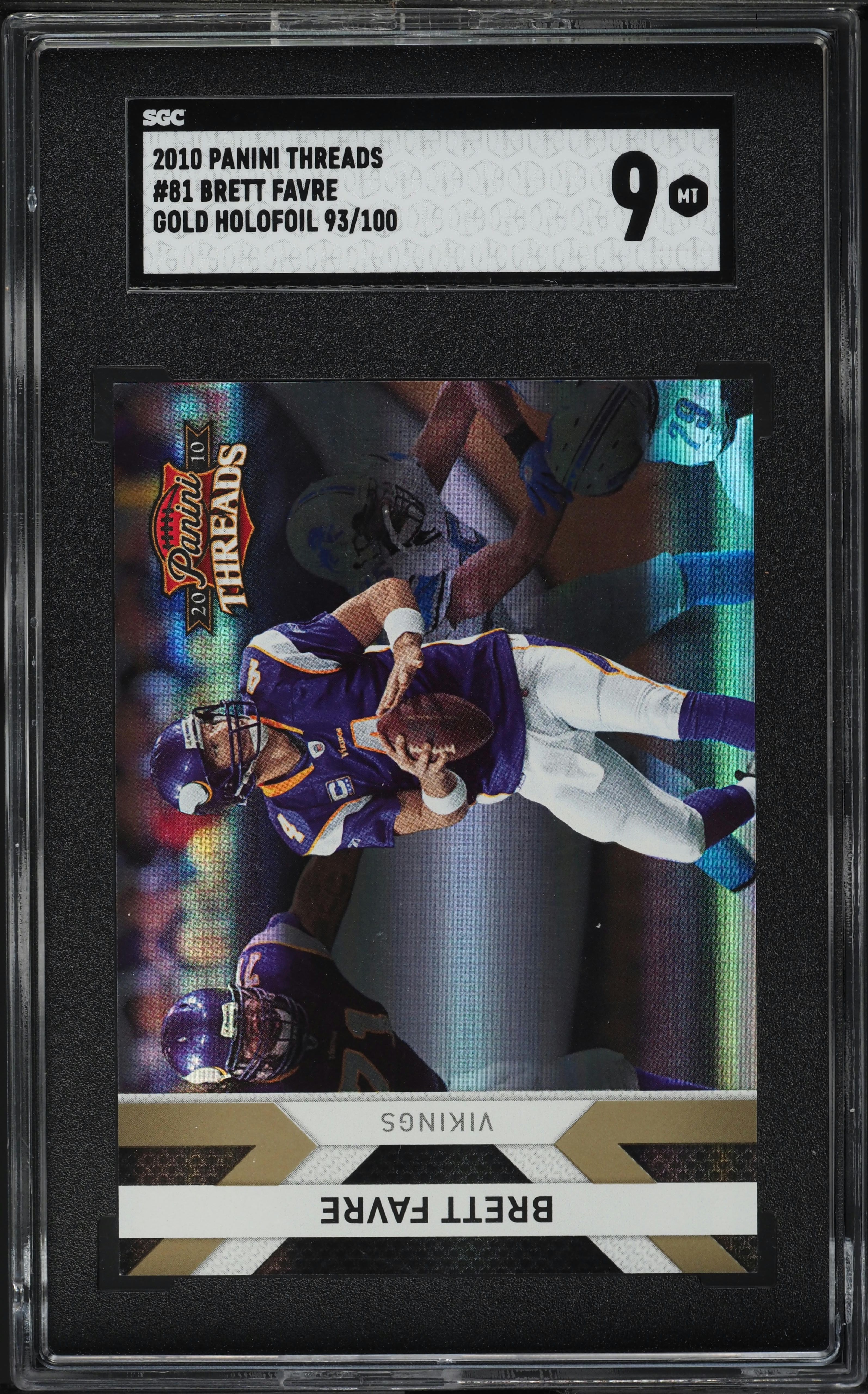 2010 Brett Favre [Gold Holofoil] #81