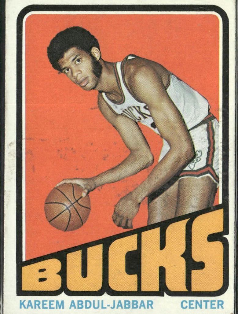 1972 Topps #100 Kareem Abdul-Jabbar front