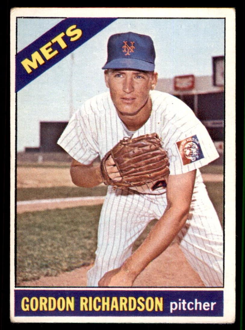 1966 Topps Gordon Richardson #51 card