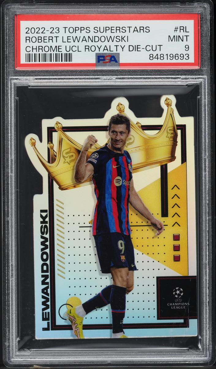 Robert Lewandowski - 2022 Topps UEFA Superstars Soccer