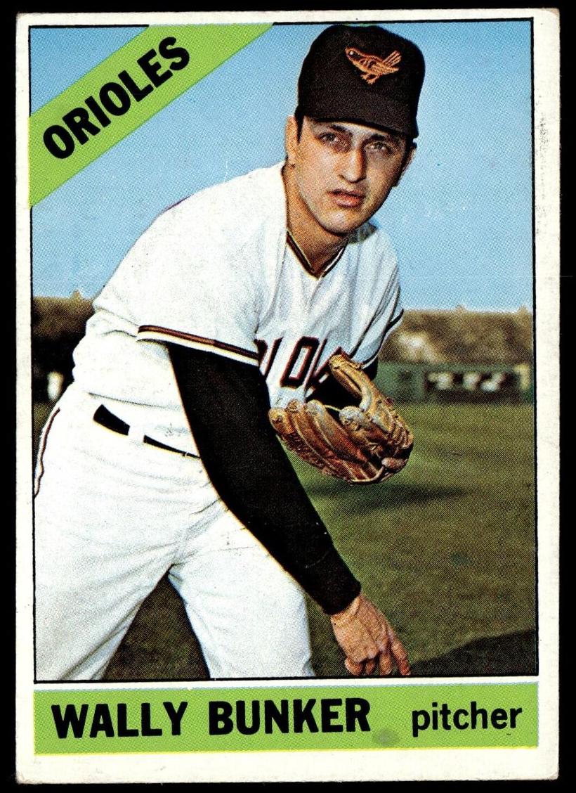 1966 Topps Wally Bunker #499 card