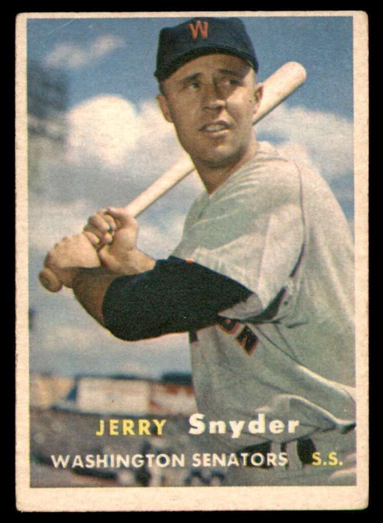 1957 Jerry Snyder #22