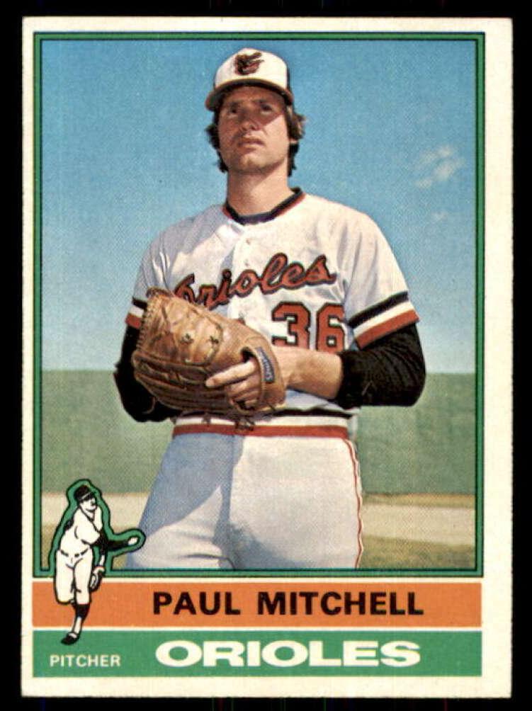 1976 Topps Paul Mitchell #393 card