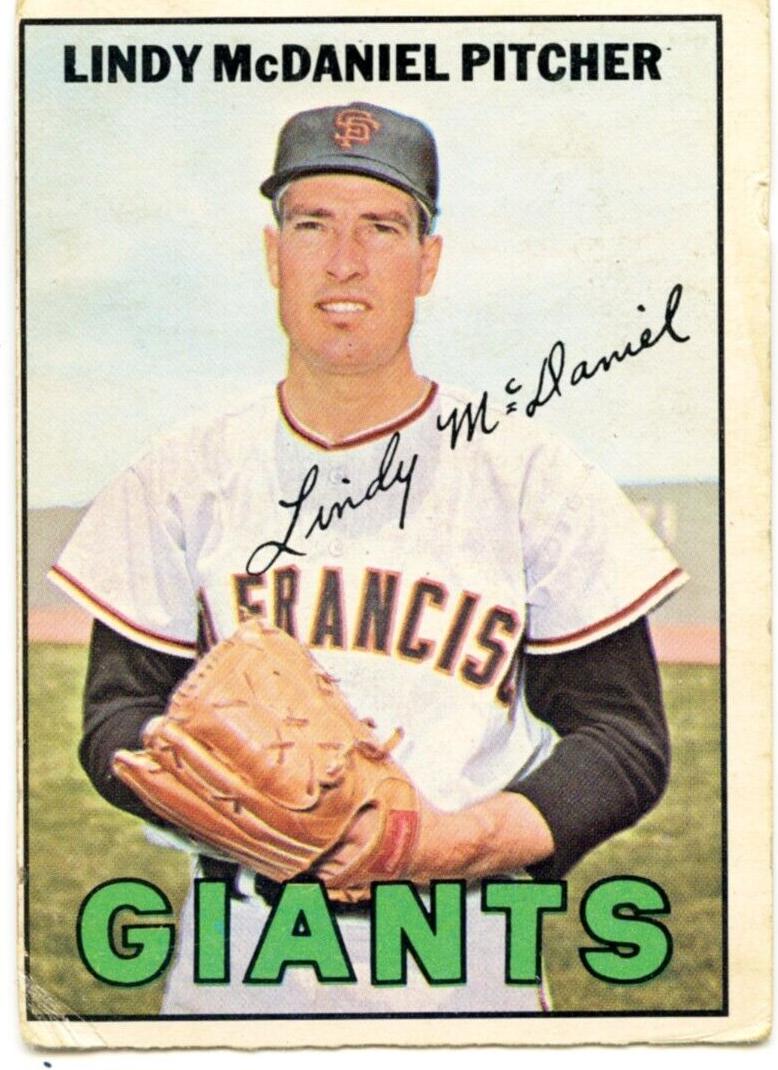 1967 Topps Lindy McDaniel #46 card