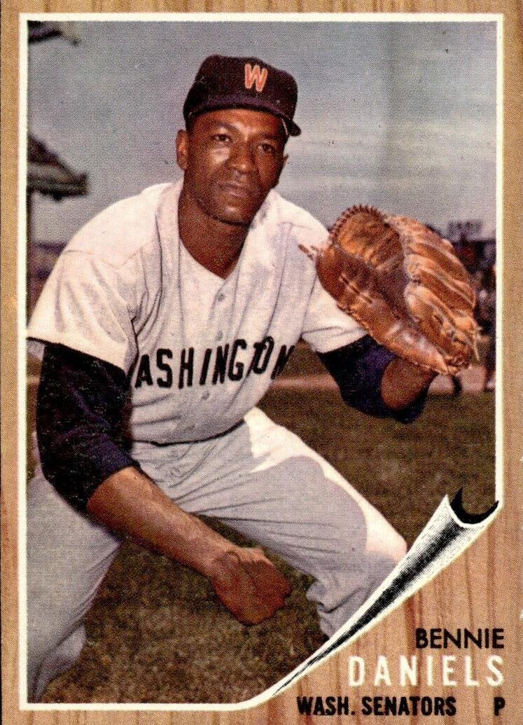 1962 Bennie Daniels #378