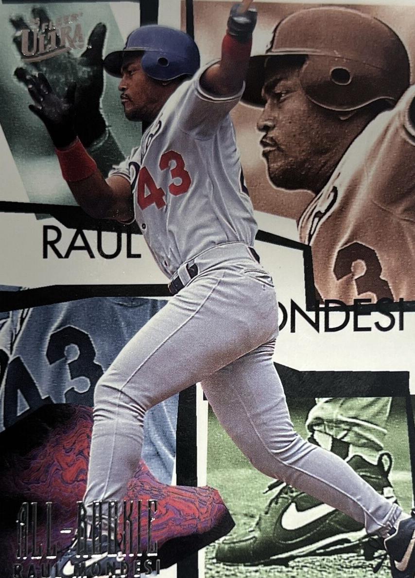 1995 Fleer Ultra Raul Mondesi #8 card