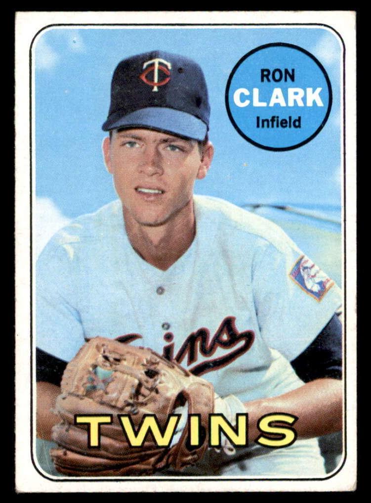 1969 Topps Ron Clark #561 card