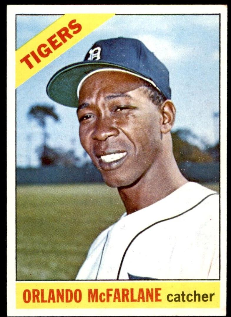 1966 Topps Orlando McFarlane #569 card