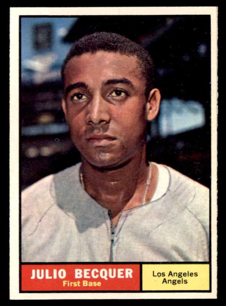 1961 Julio Becquer #329