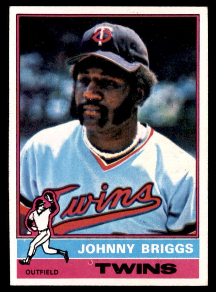 1976 Johnny Briggs #373