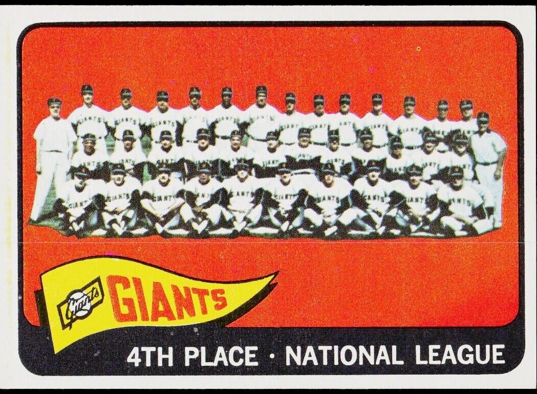 1965 Topps Giants Team #379 card