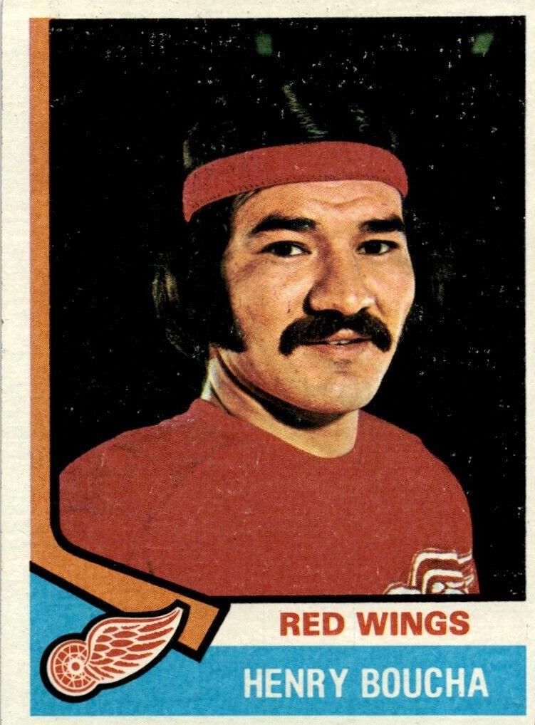 1974 Henry Boucha #38