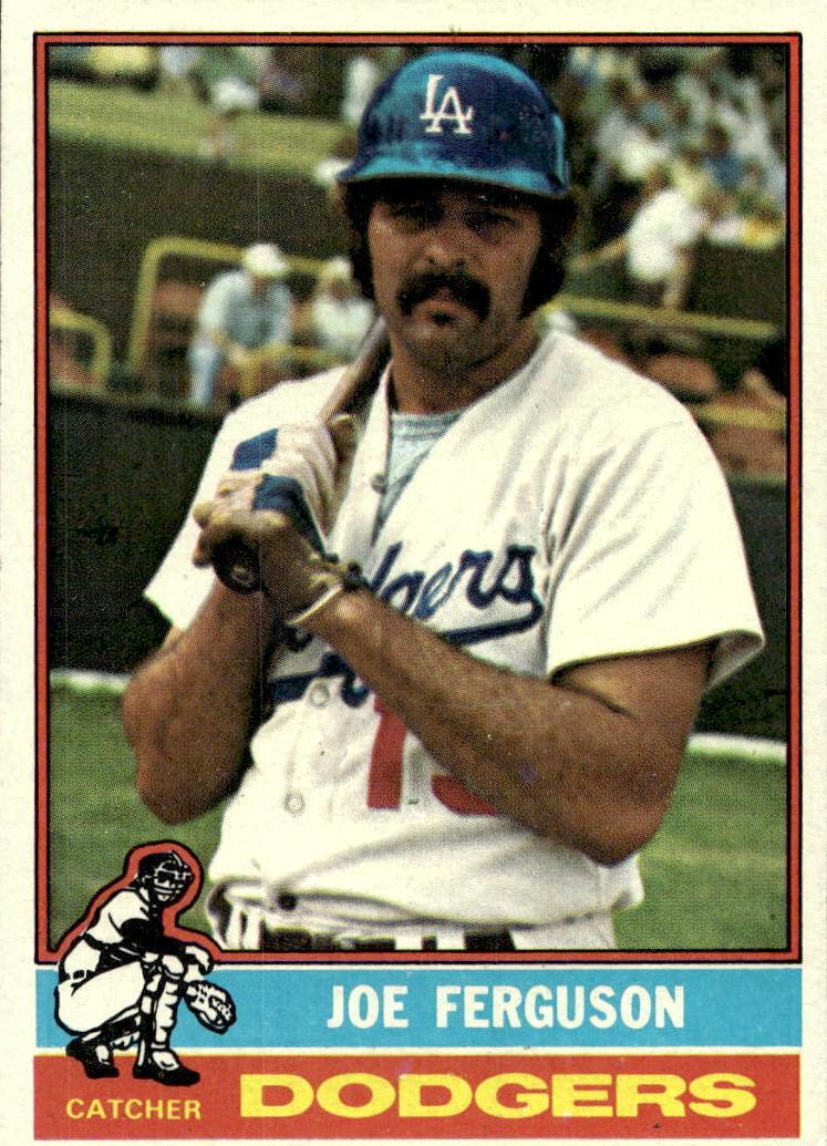 1976 Topps Joe Ferguson #329 card