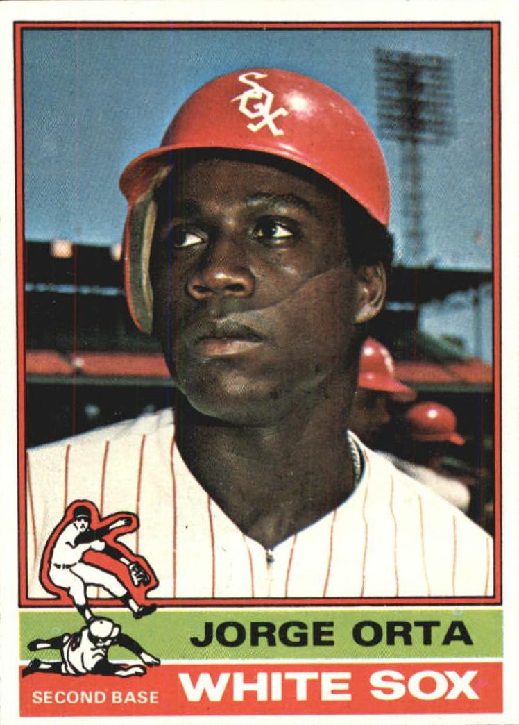 1976 Topps Jorge Orta #560 card