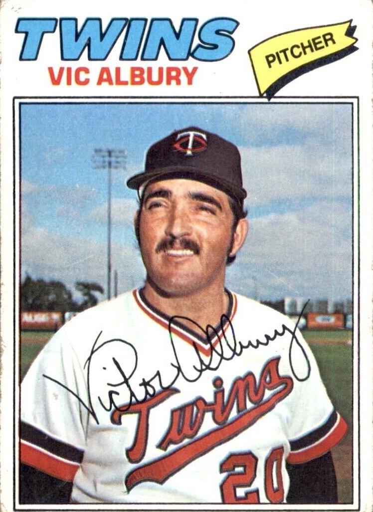 1977 Vic Albury #536