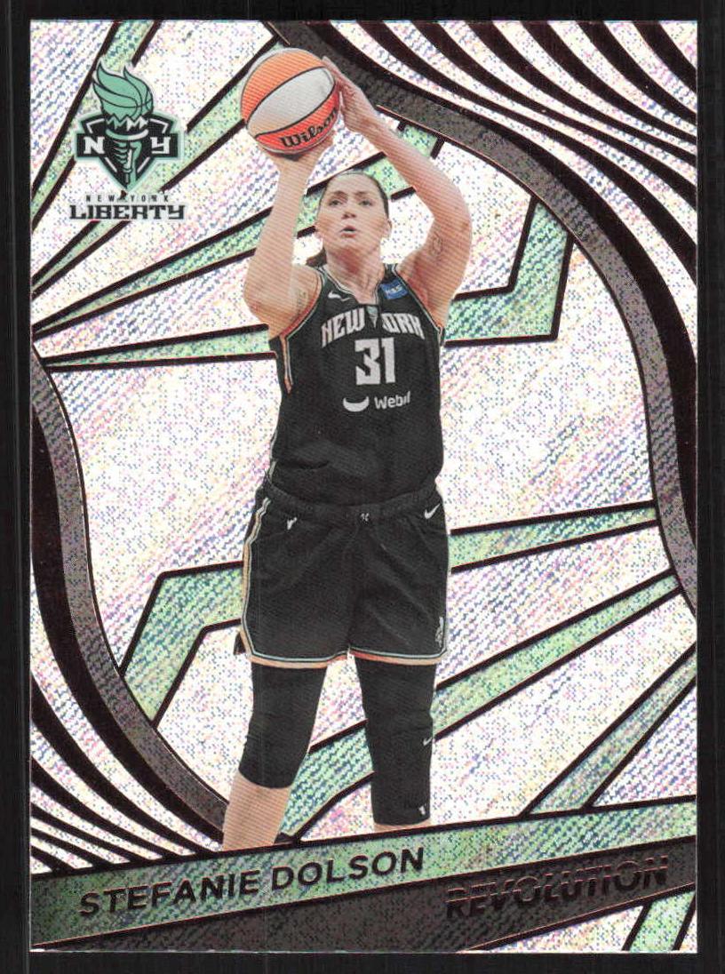 2022 Panini Revolution WNBA Stefanie Dolson #63 card