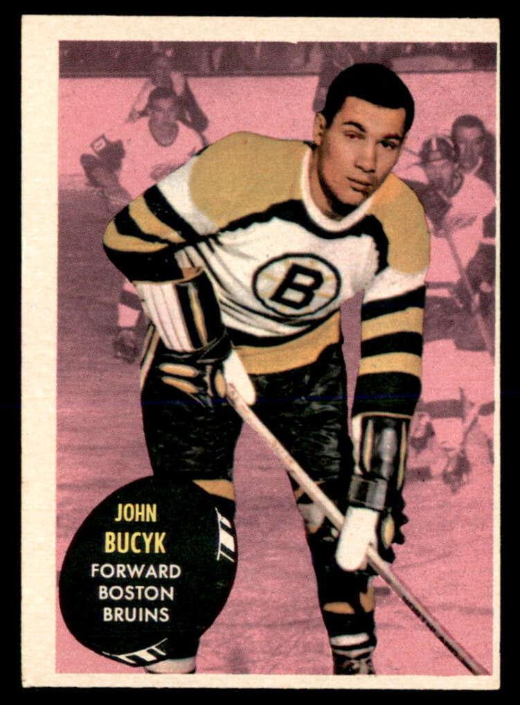 1961 Topps Johnny Bucyk #8 card
