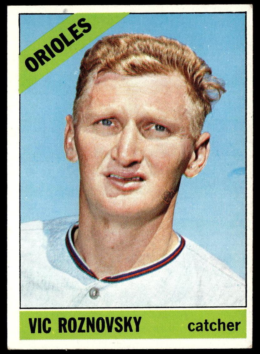1966 Topps Vic Roznovsky #467 card