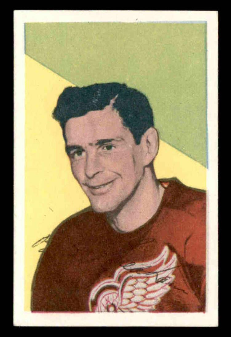1952 Bob Goldham #64