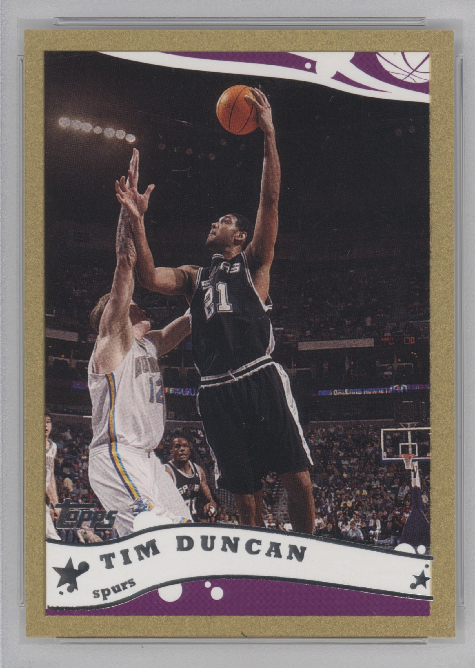 2005 Topps Tim Duncan [Gold] #21 card