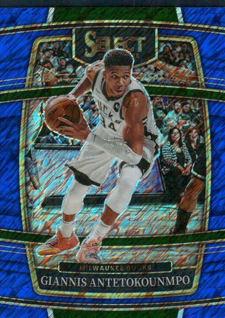 2021 Giannis Antetokounmpo [Blue Shimmer
] #35