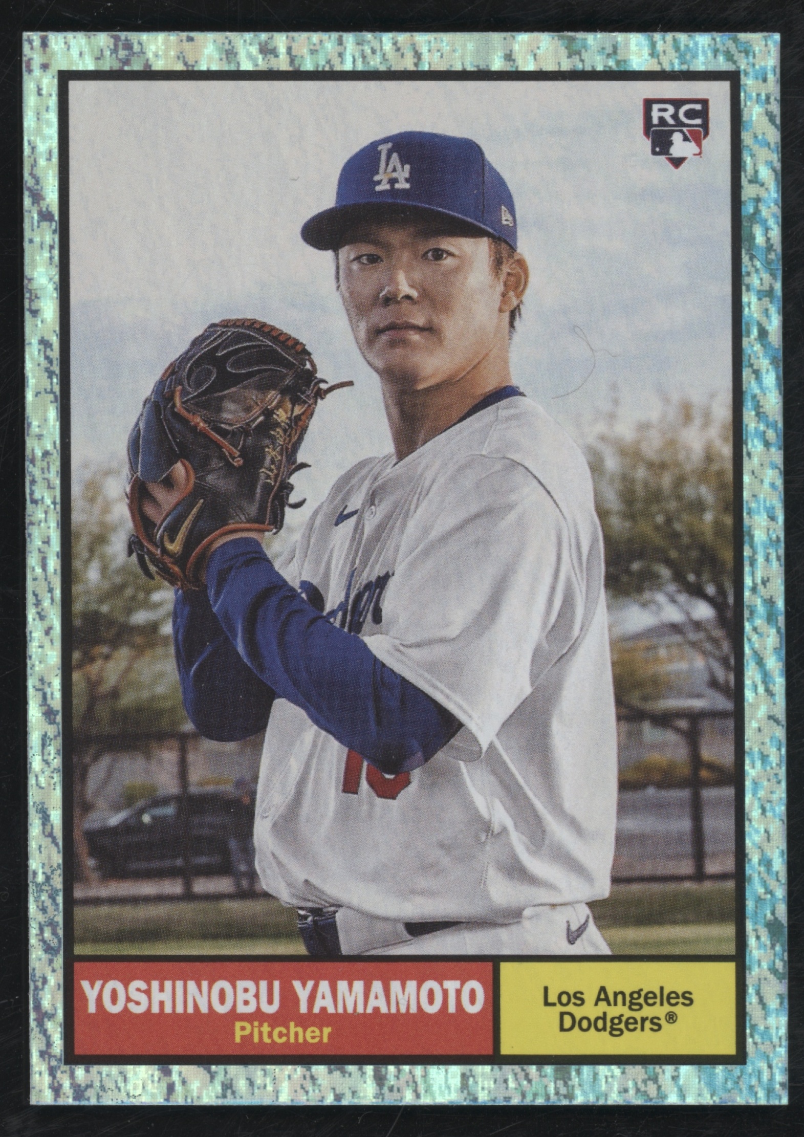 2024 Topps Archives Baseball Aqua Sparkle Foilboard Yoshinobu Yamamoto #61