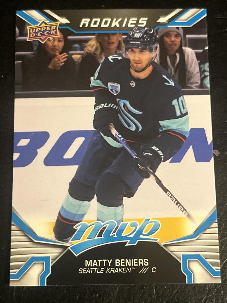 2022 Upper Deck MVP Matty Beniers #244 card