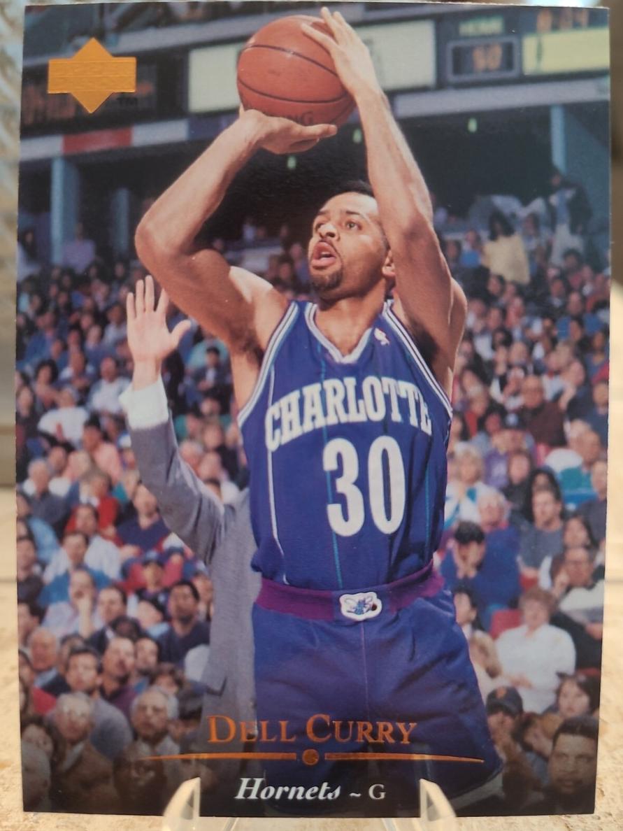 1995 Upper Deck Dell Curry #101 card