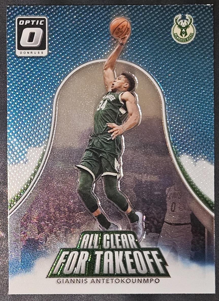 2017 Giannis Antetokounmpo #4