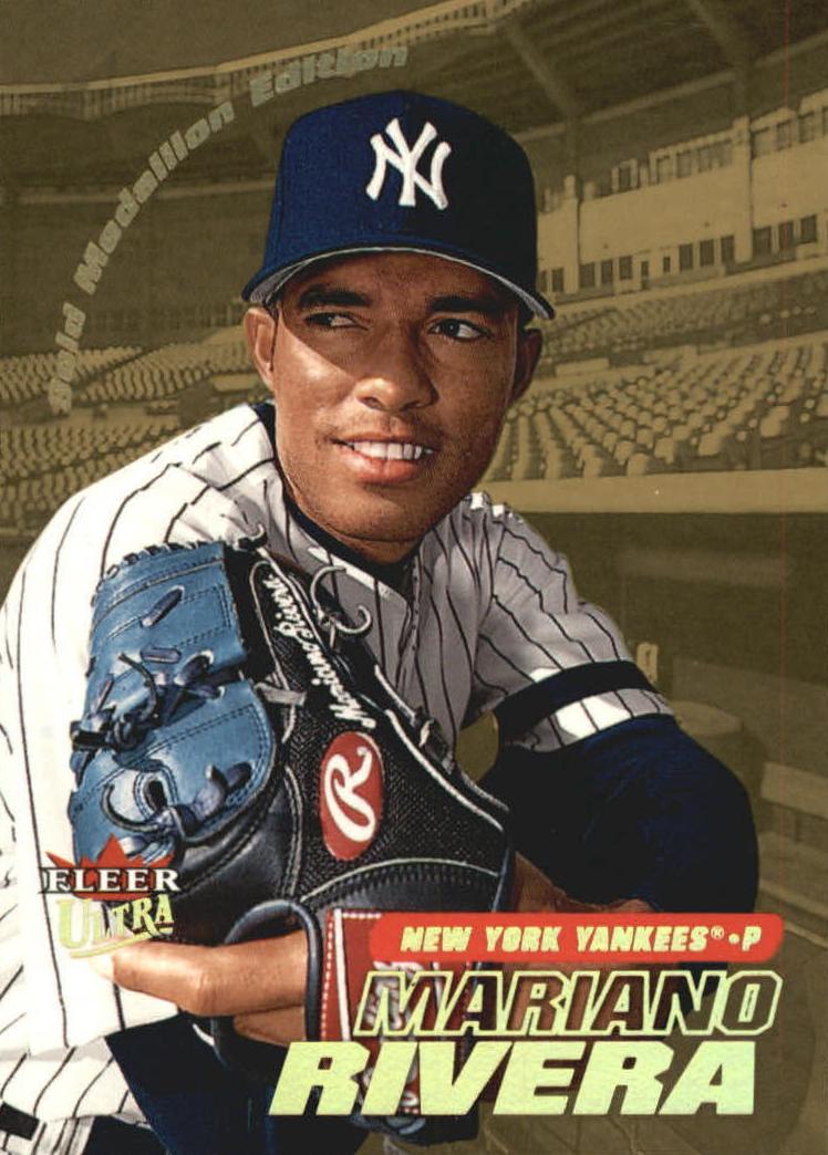 2001 Mariano Rivera [Gold Medallion] #90