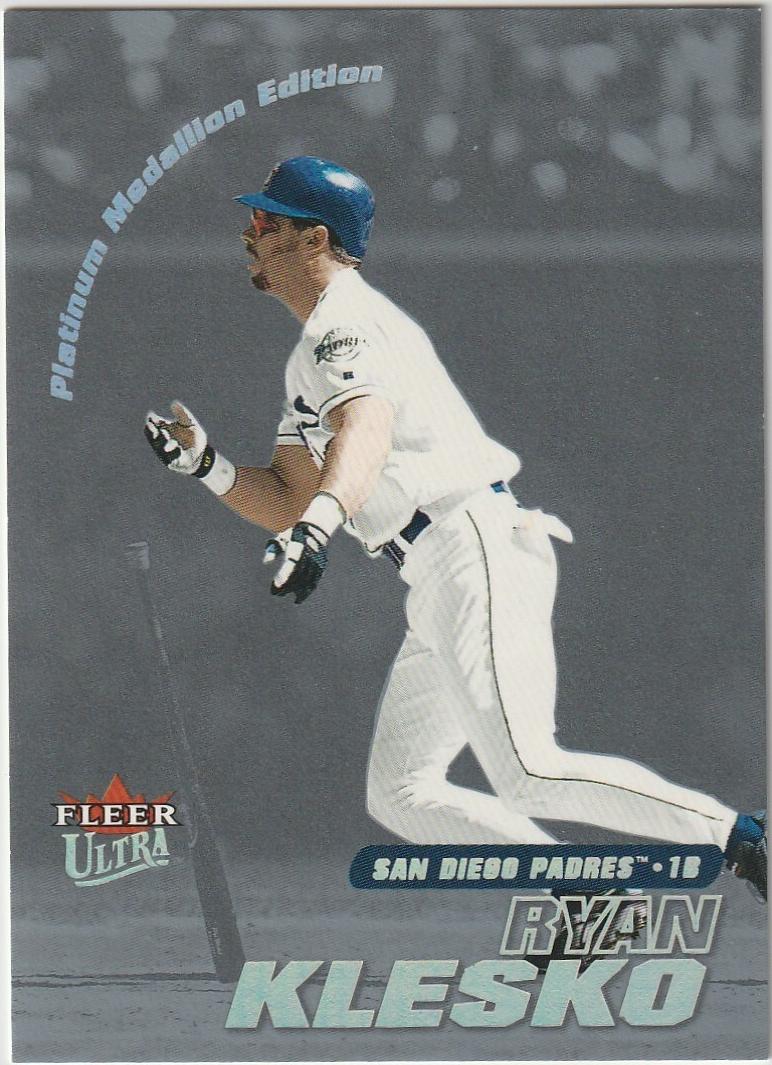 2001 Ryan Klesko [Platinum Medallion] #89