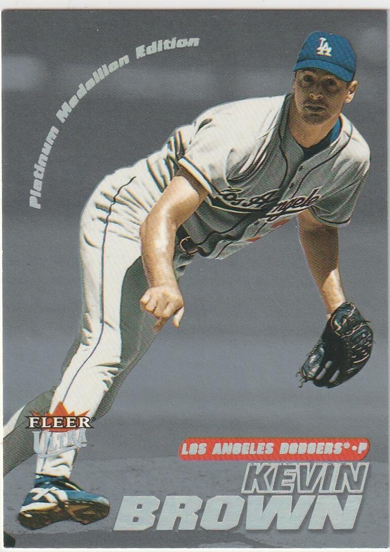 2001 Kevin Brown [Platinum Medallion] #205