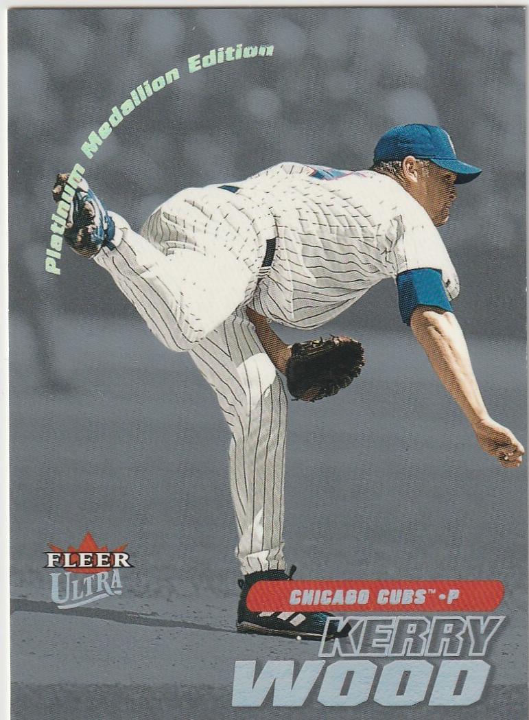 2001 Kerry Wood [Platinum Medallion] #85