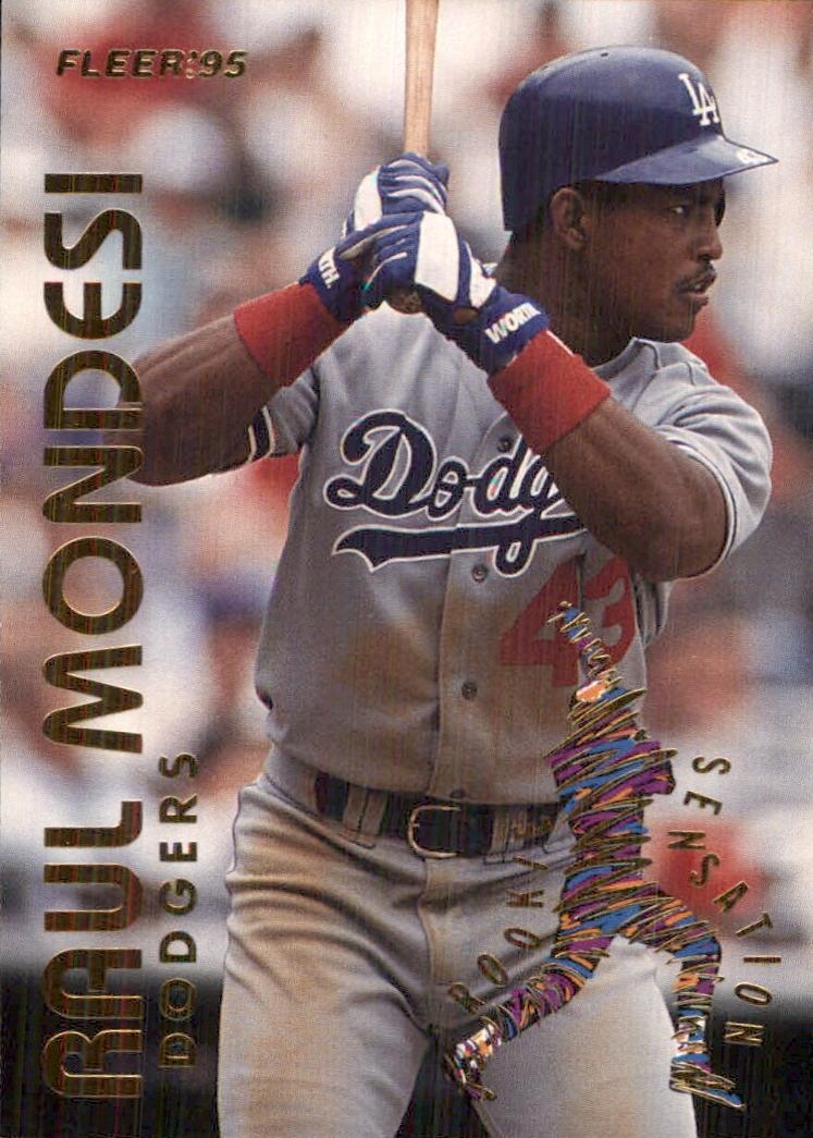 1995 Fleer Raul Mondesi #13 card