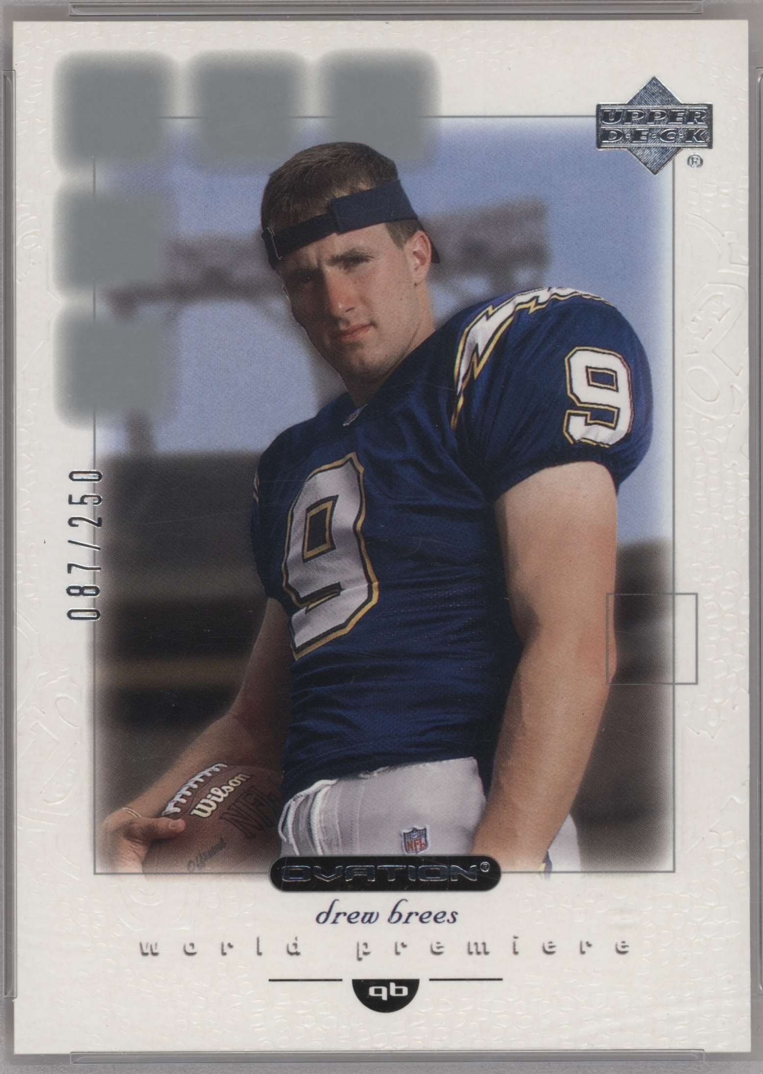 2001 Drew Brees [Embossed] #137