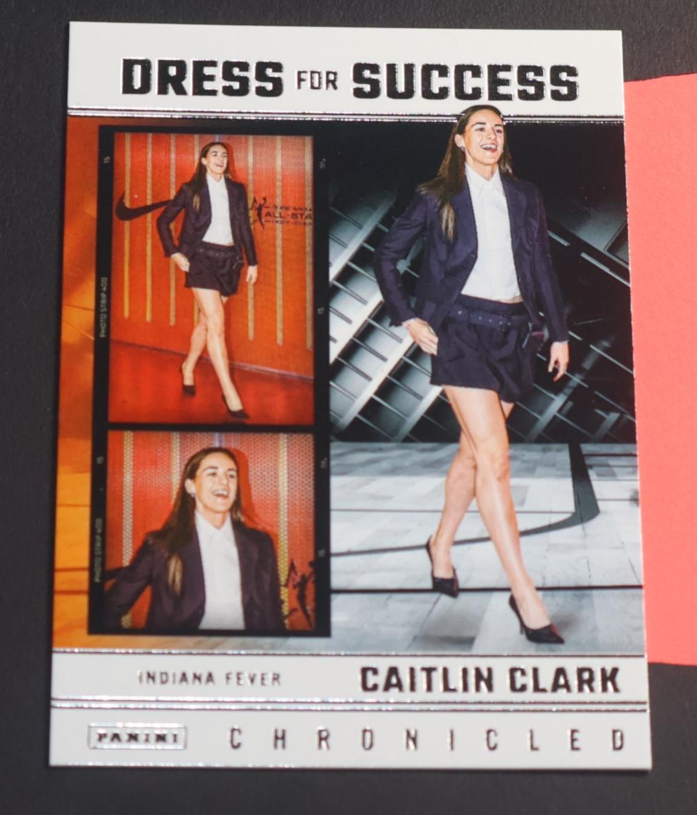2025 Caitlin Clark #64
