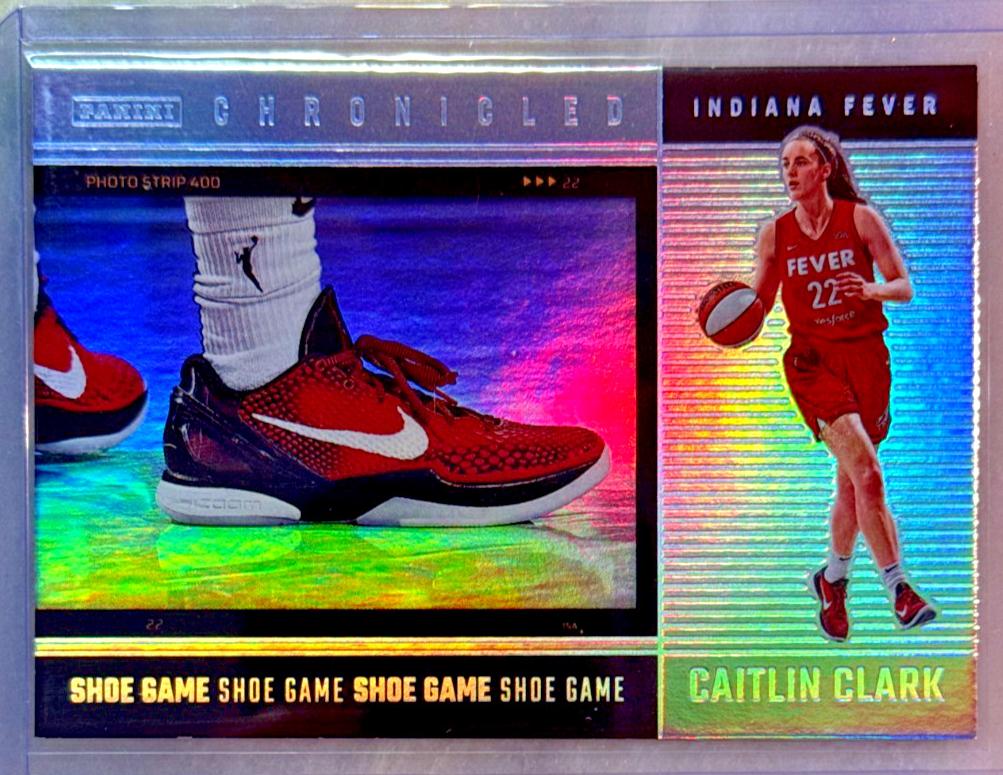 2025 Caitlin Clark [Holo] #73
