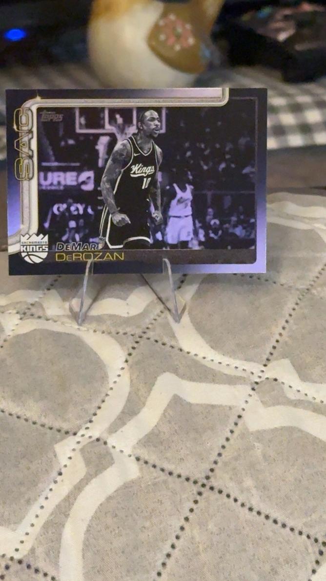 DeMar DeRozan 2025 Topps Basketball card