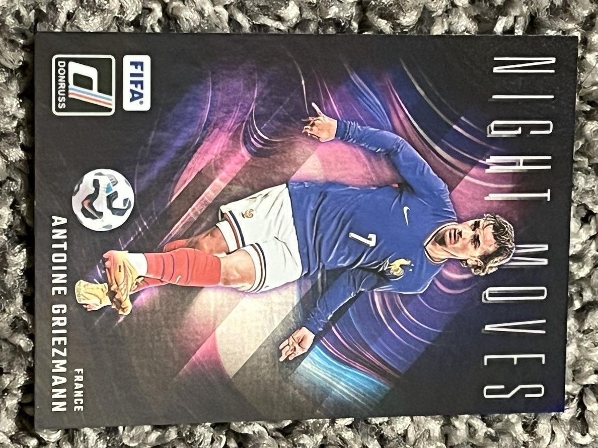 2024 Panini Donruss Antoine Griezmann #17 card