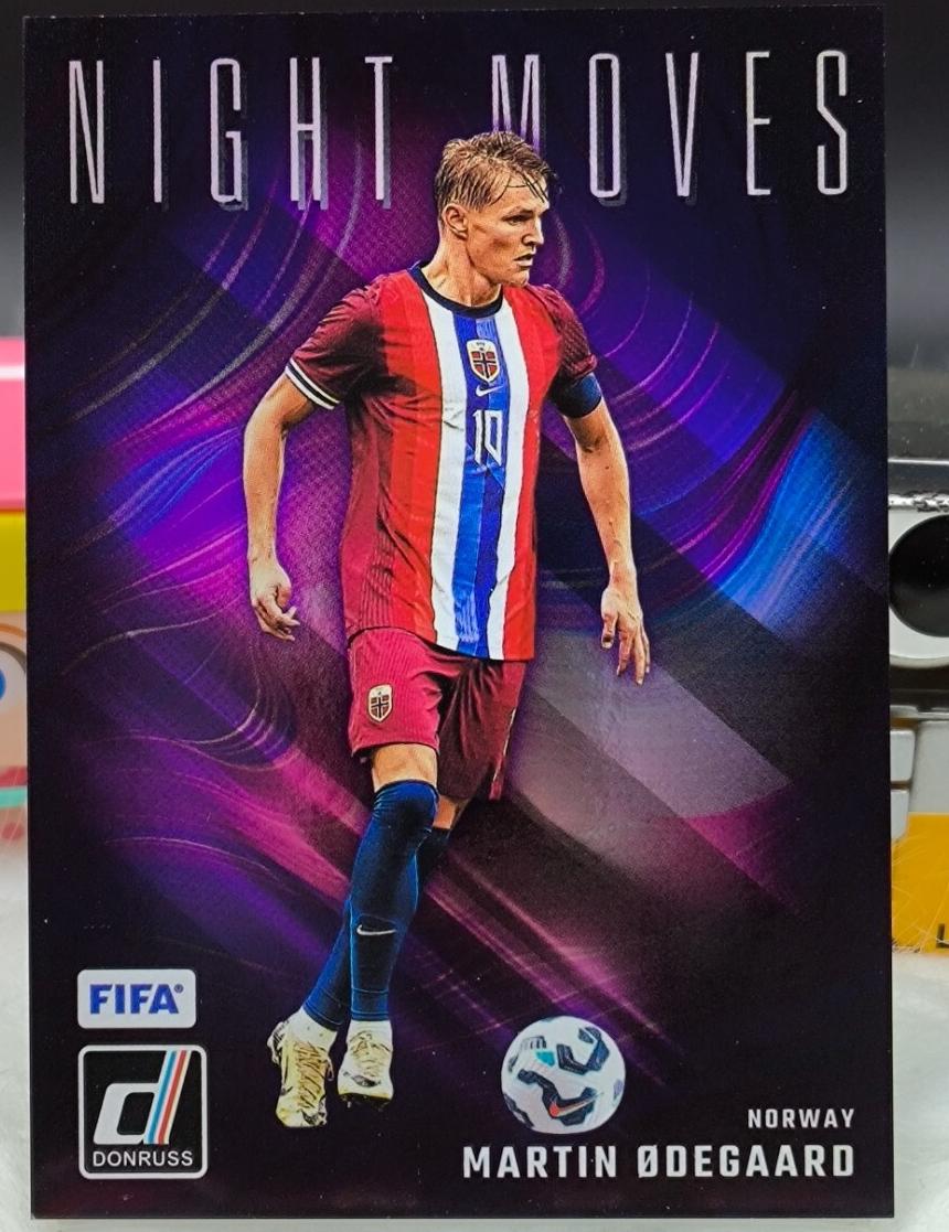 2024 Panini Donruss Night Moves Martin Odegaard #6 card