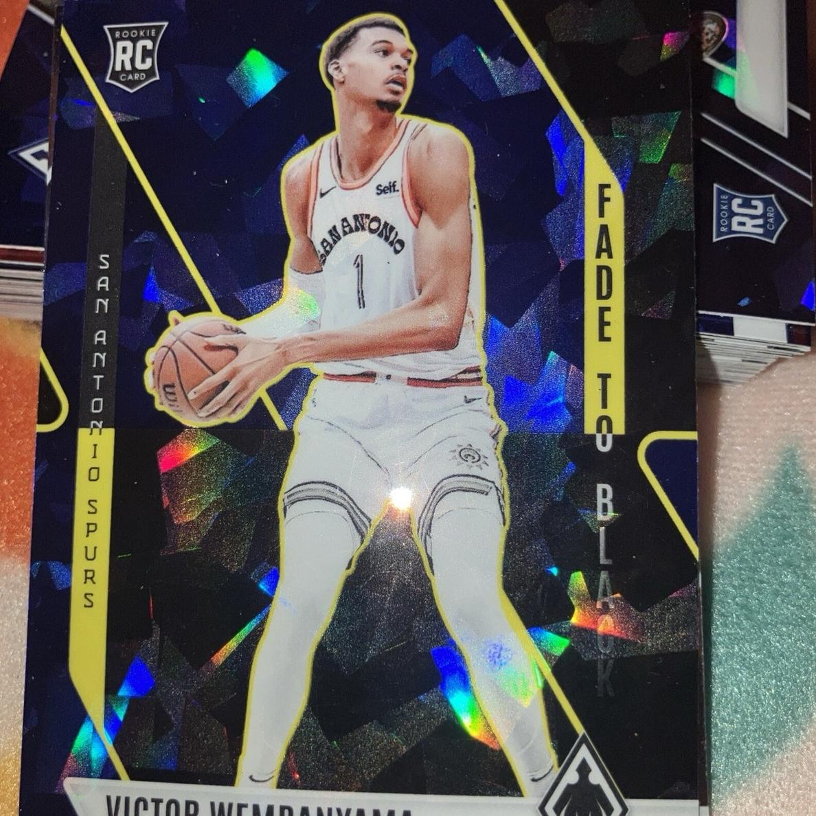 2023 Victor Wembanyama [Blue Ice] #11