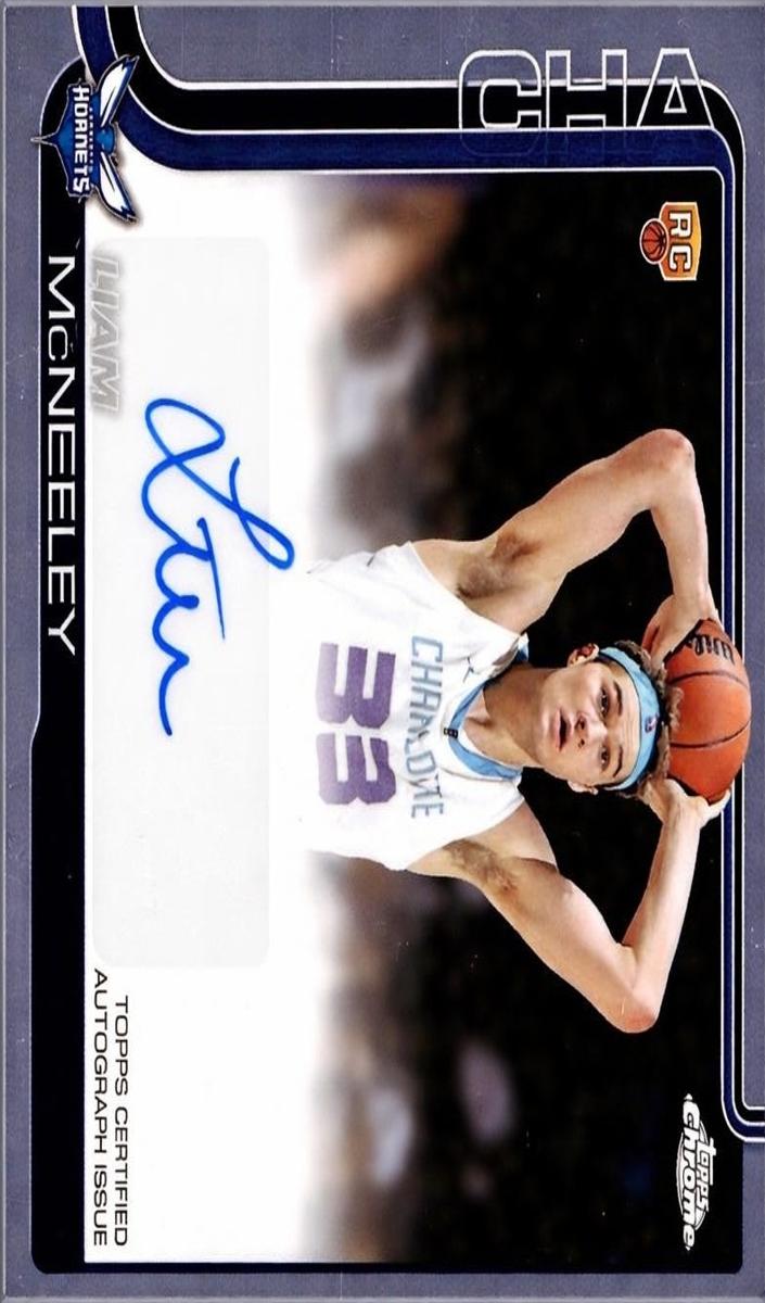 Liam McNeeley 2025 Topps Chrome Rookie Autographs Basketball