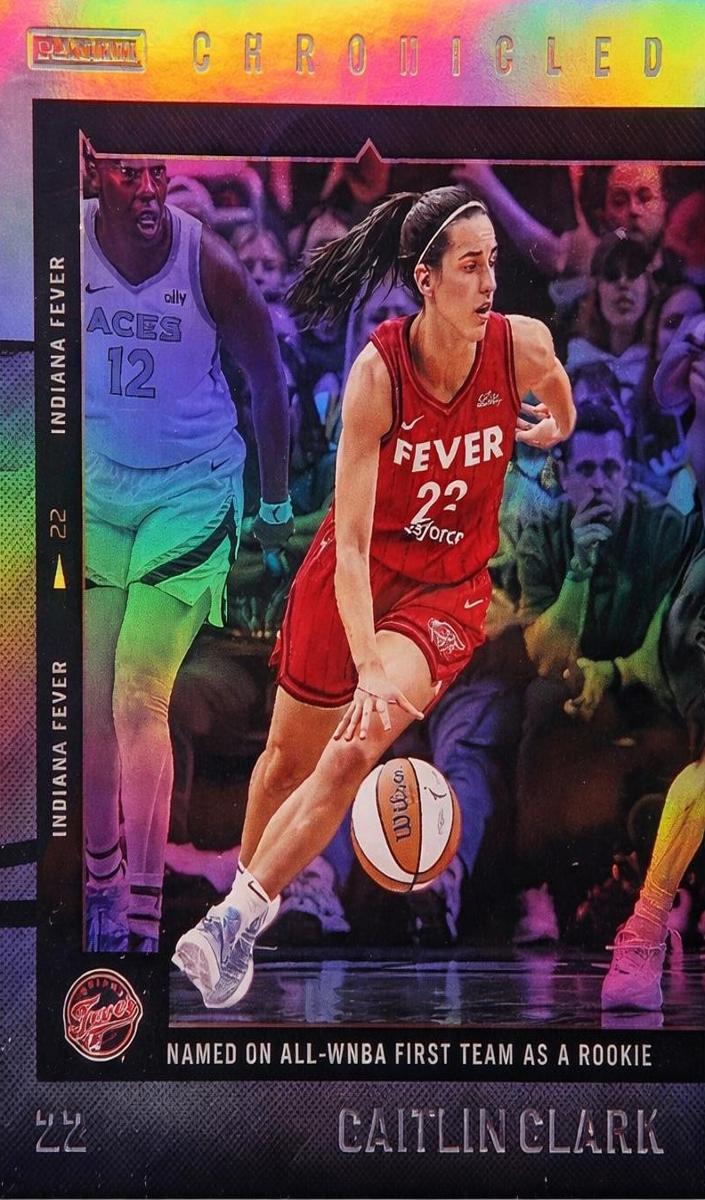 2025 Caitlin Clark [Holo] #17