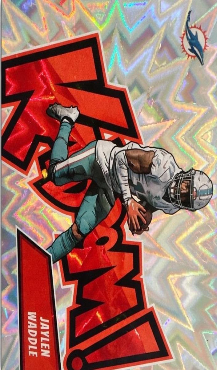 2023 Panini Absolute Kaboom Horizontal Jaylen Waddle #8 card