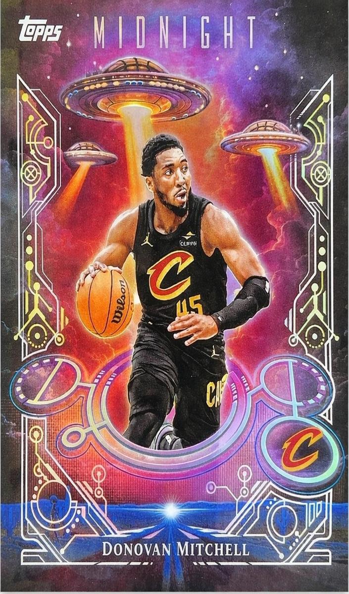 2025 Topps Midnight Daydreamers Donovan Mitchell #DD-4 card
