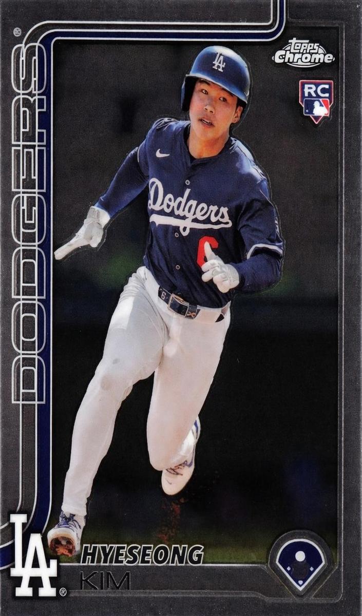2025 Topps Chrome Hyeseong Kim #152 card