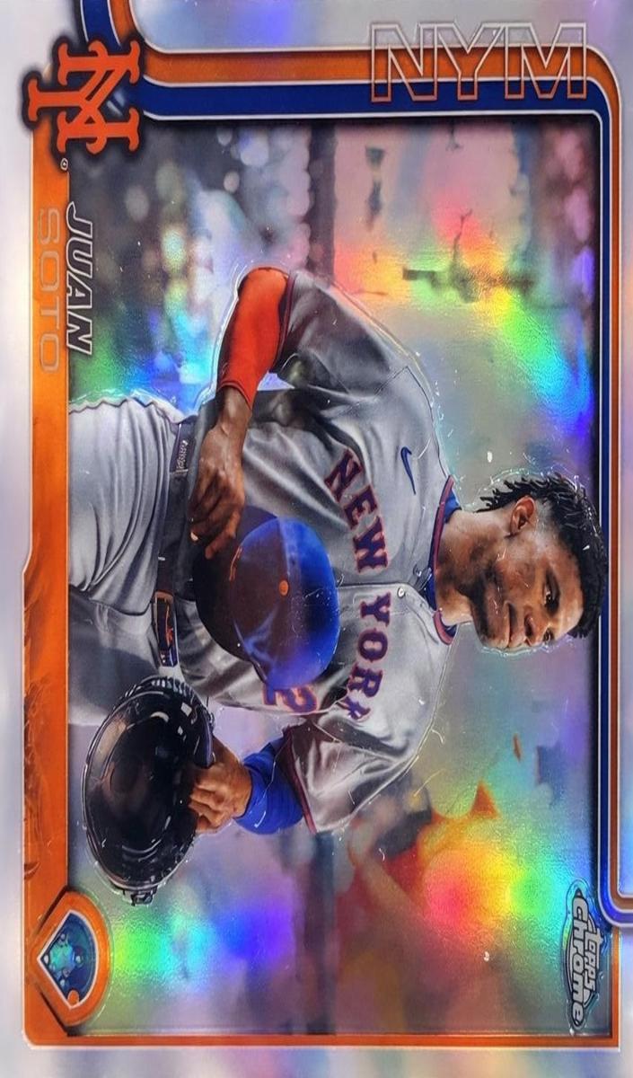Juan Soto 2025 Topps Chrome Baseball card