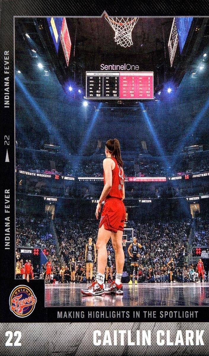 2025 Caitlin Clark [Holo] #42