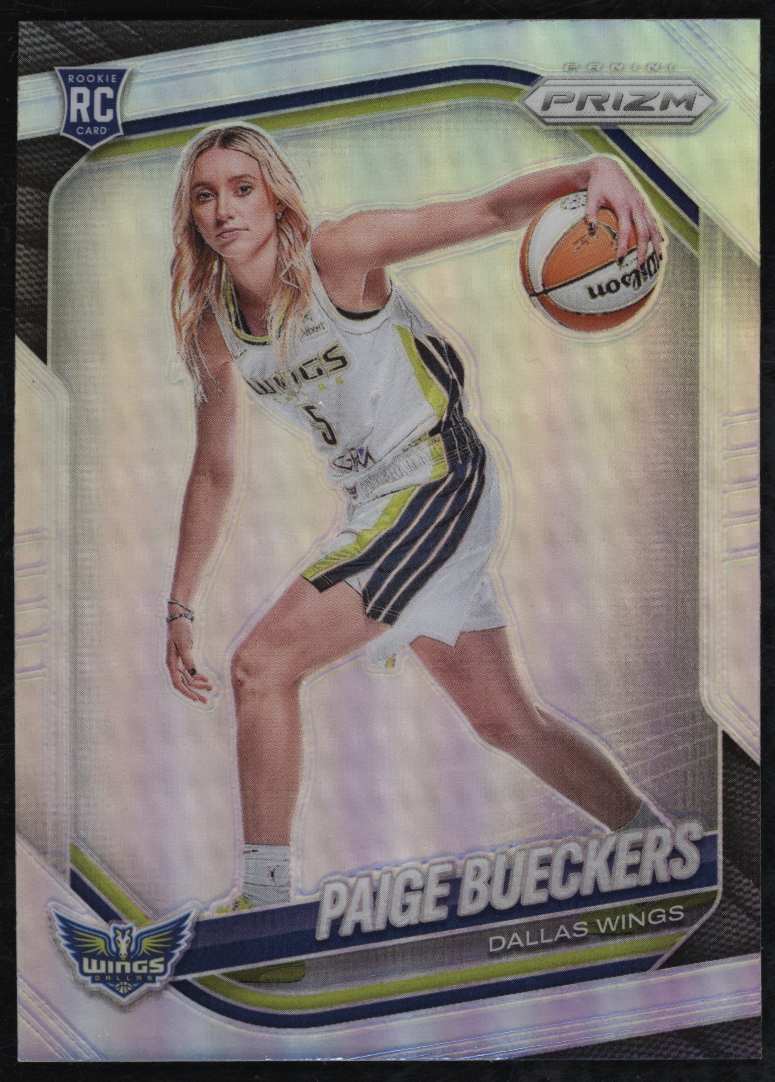 Paige Bueckers 2025 Panini Prizm WNBA Basketball 147 Silver image