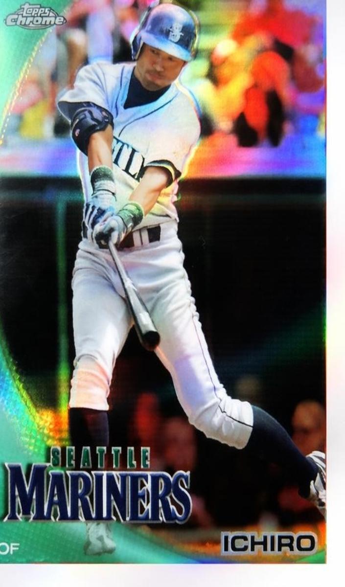 2010 Topps Chrome Ichiro [Red Refractor] #38 card